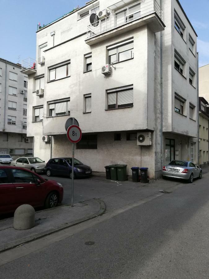 Studio Apartman Tirkiz Zagreb Exterior photo